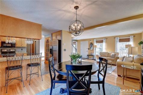18 Rockwell Court South Windsor CT 06074