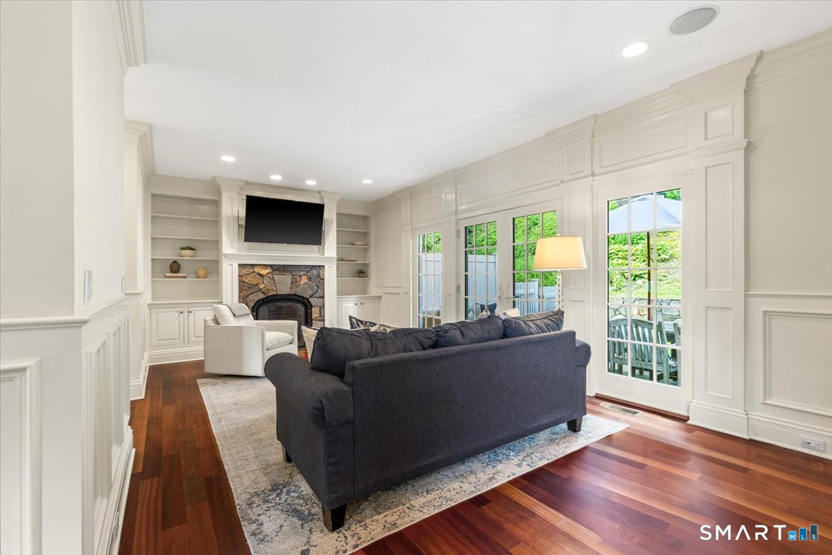 40 Oak Ridge Street Greenwich CT 06830