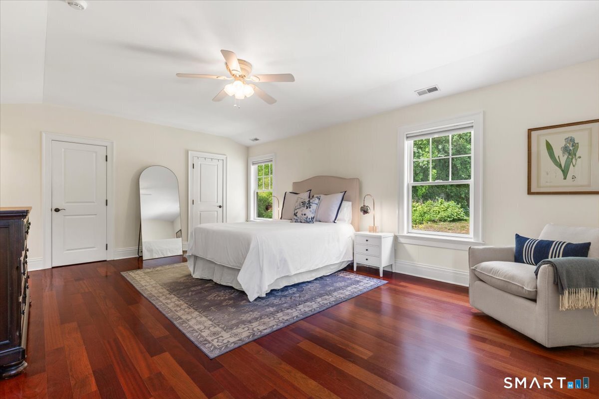 40 Oak Ridge Street Greenwich CT 06830