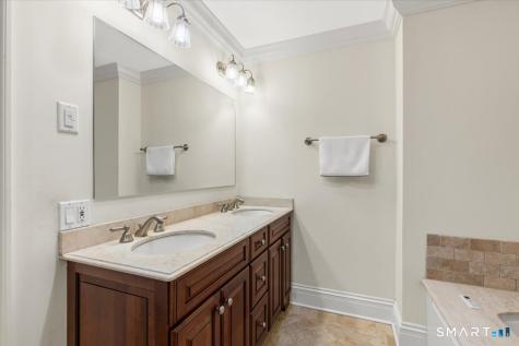 40 Oak Ridge Street Greenwich CT 06830