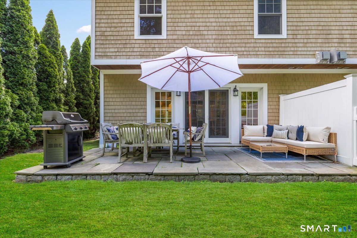 40 Oak Ridge Street Greenwich CT 06830