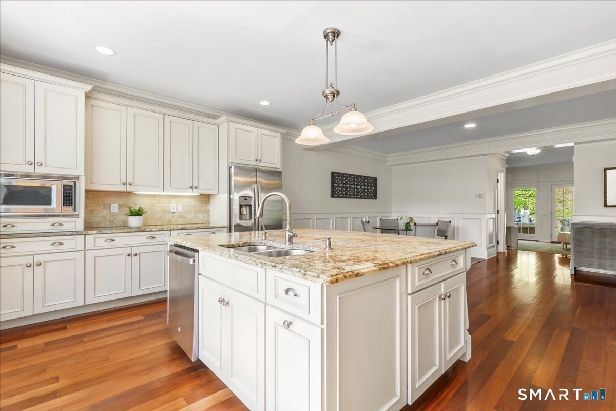 40 Oak Ridge Street Greenwich CT 06830