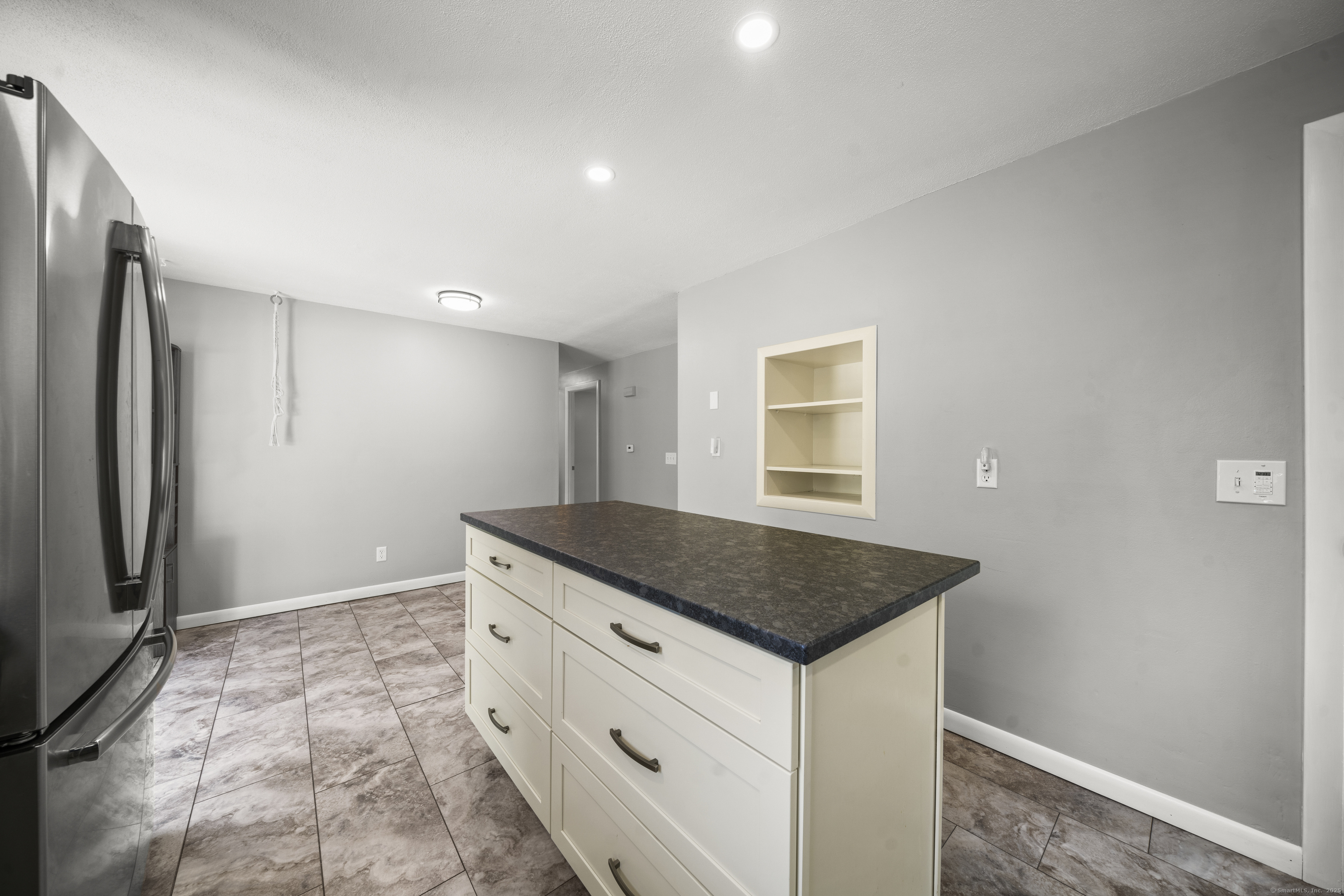 31 Varno Lane Enfield CT 06082