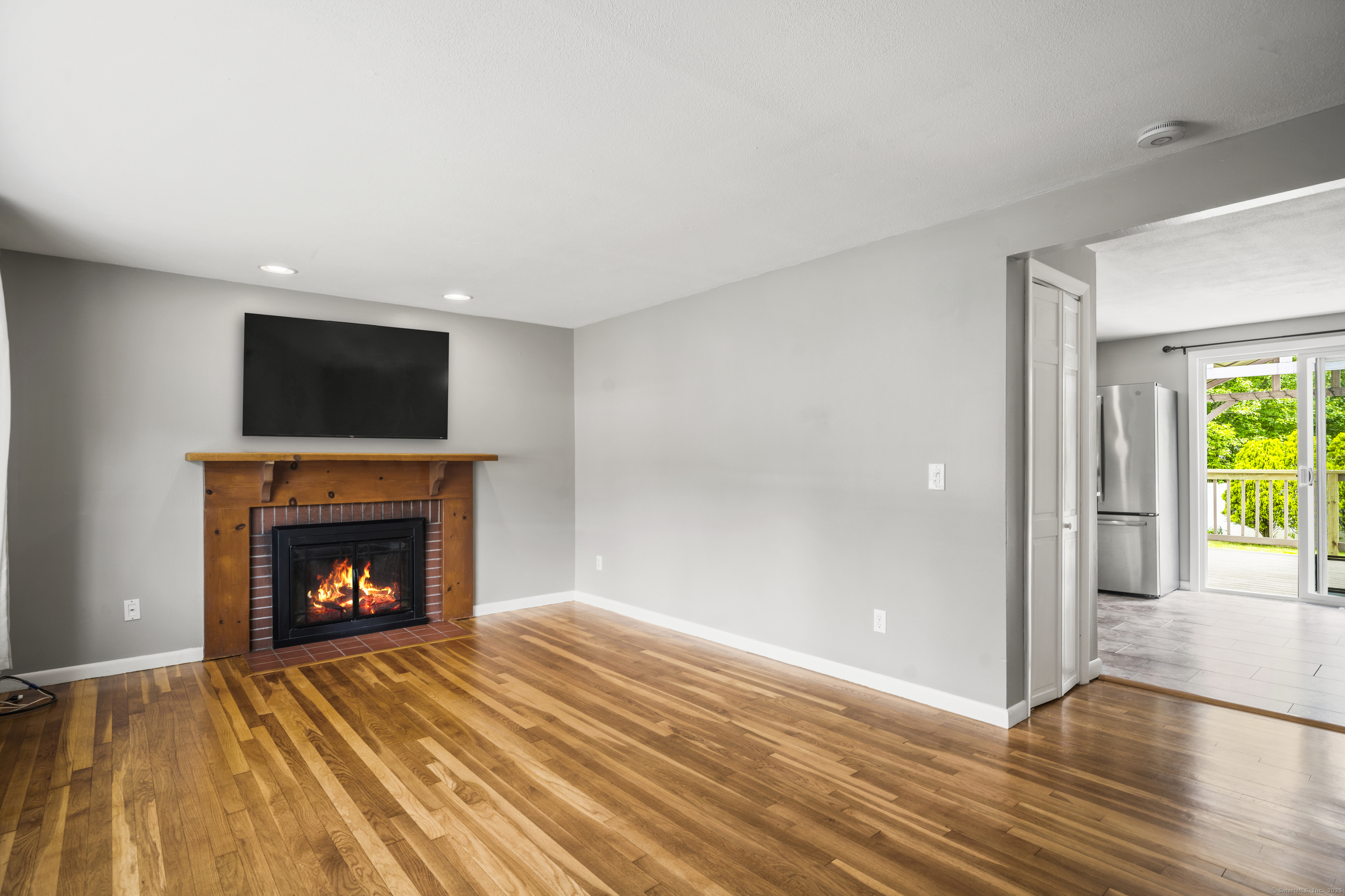 31 Varno Lane Enfield CT 06082
