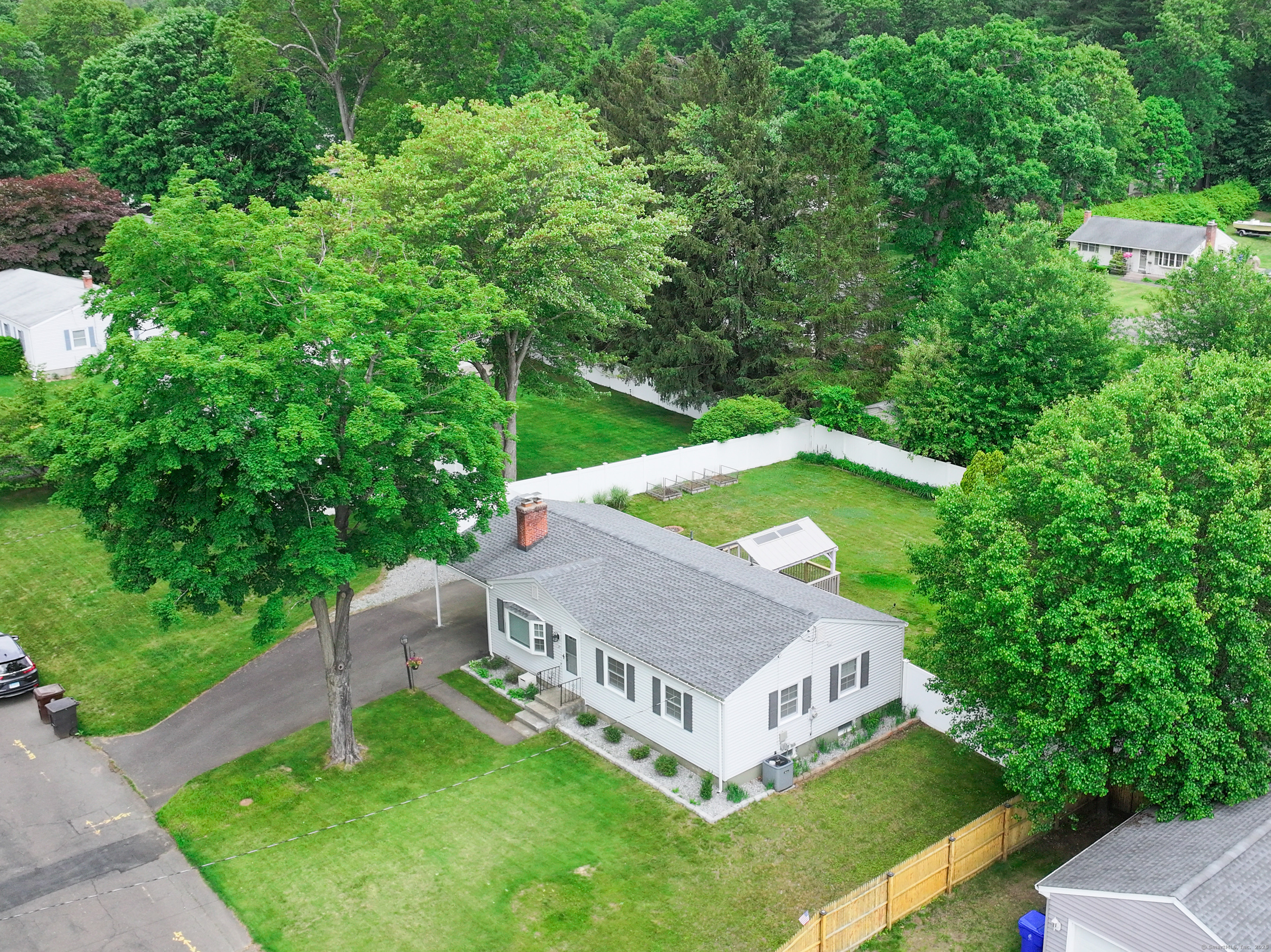 31 Varno Lane Enfield CT 06082