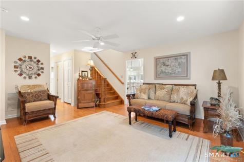 4 Eastview Road New Fairfield CT 06812