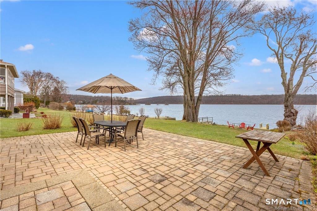 4 Eastview Road New Fairfield CT 06812