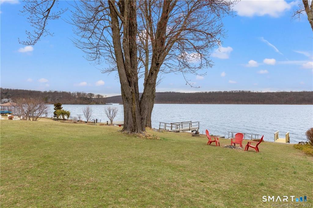 4 Eastview Road New Fairfield CT 06812