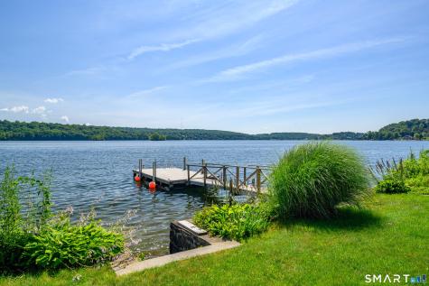 4 Eastview Road New Fairfield CT 06812