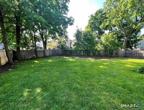 1079 Brooklawn Avenue Fairfield CT 06825