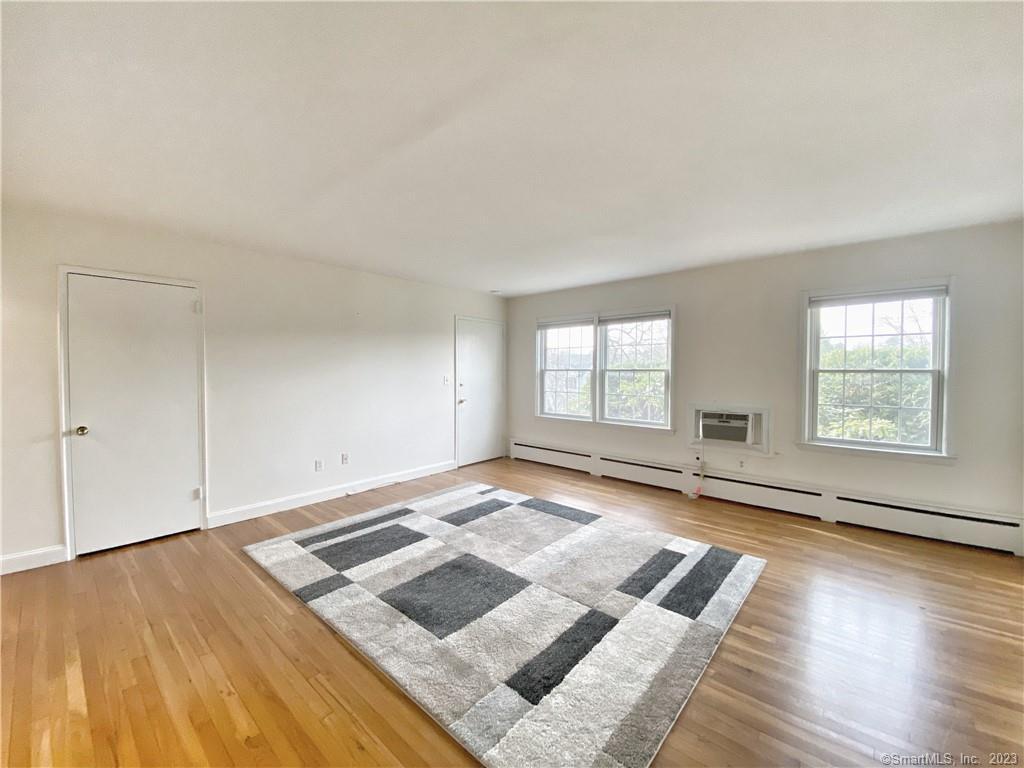 196 Park Street New Canaan CT 06840