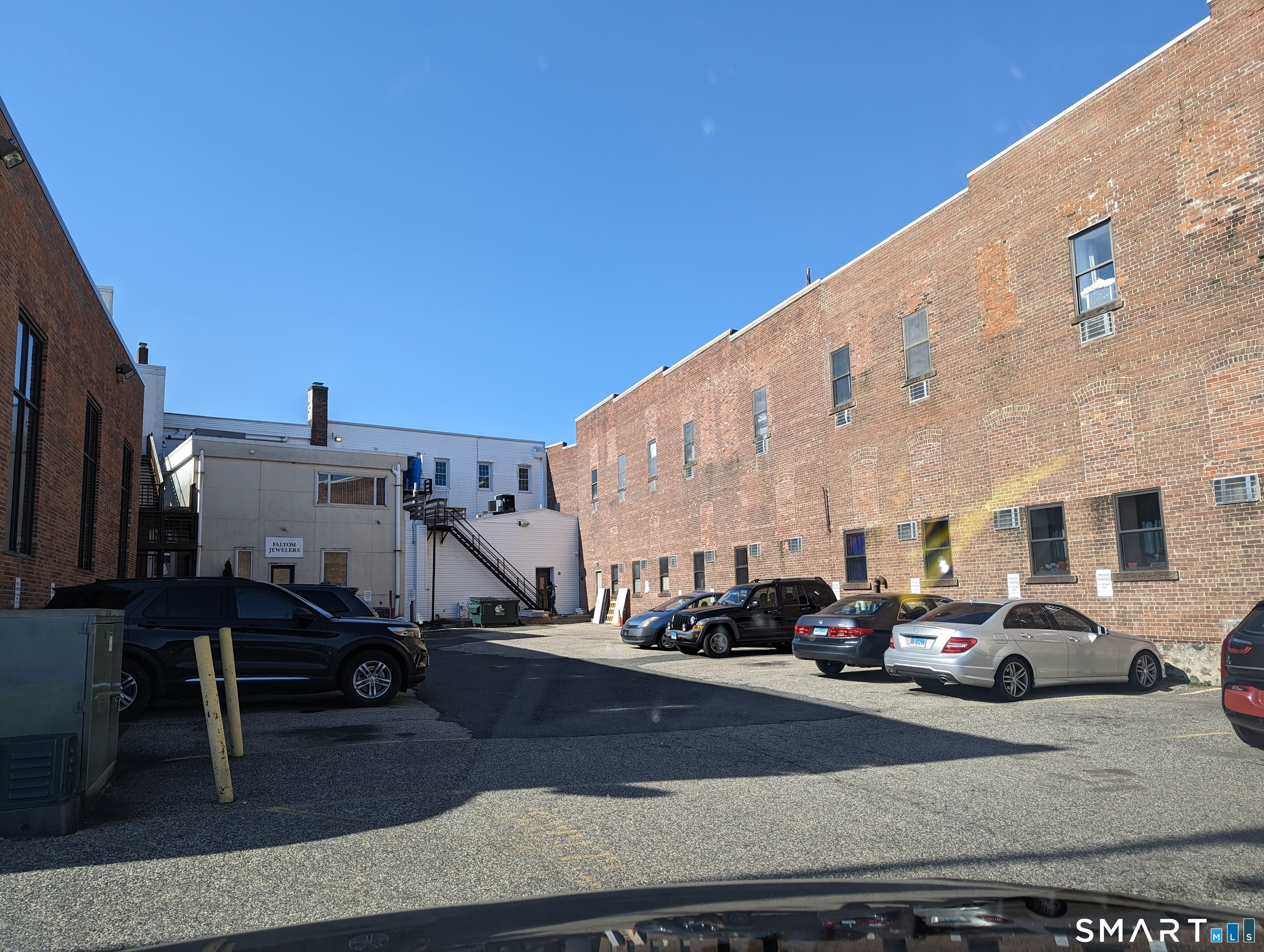 209 Main Street Danbury CT 06810