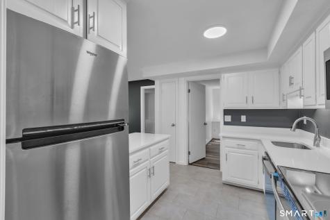 15 Cardinal Drive Farmington CT 06032
