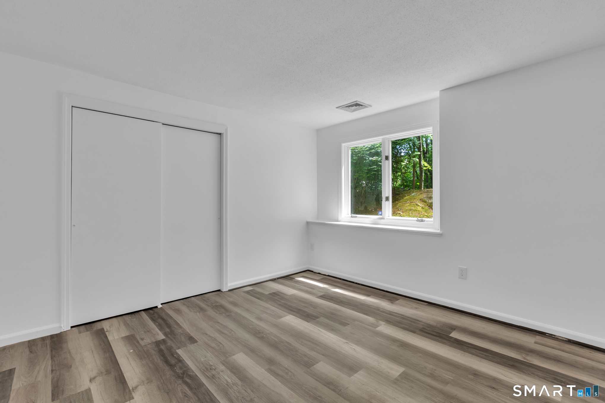 15 Cardinal Drive Farmington CT 06032