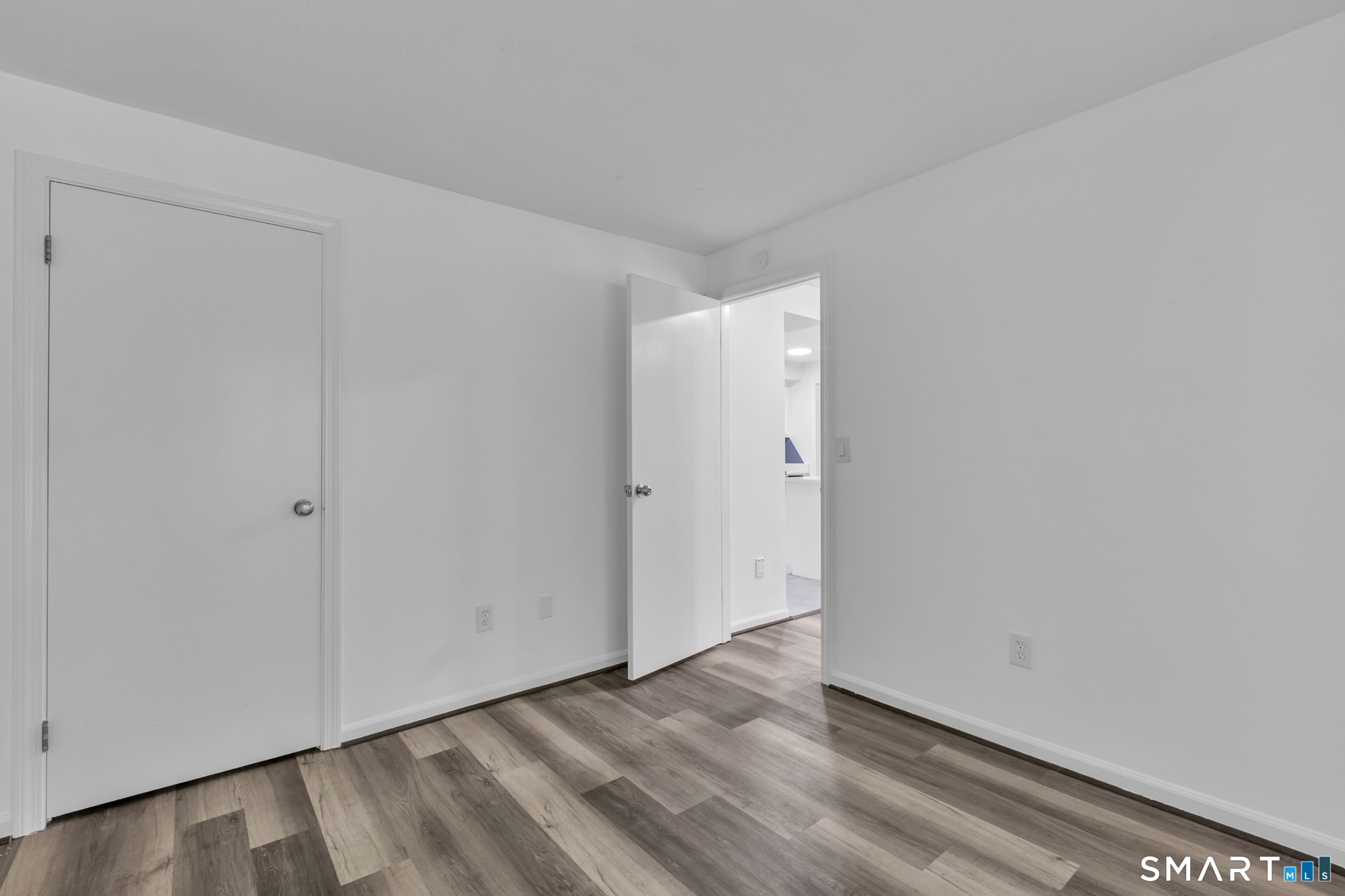 15 Cardinal Drive Farmington CT 06032