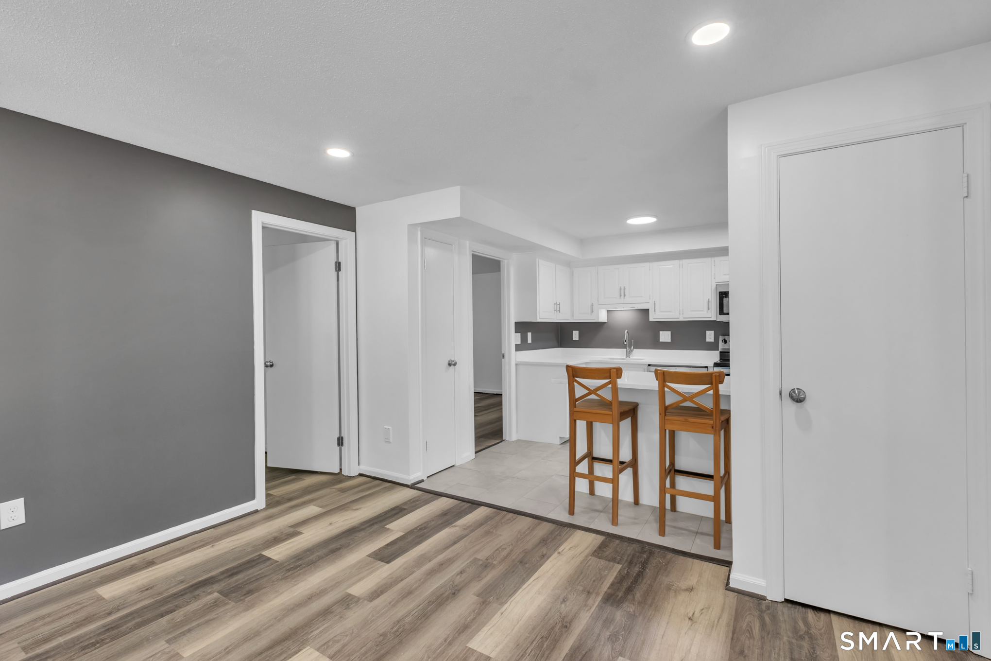 15 Cardinal Drive Farmington CT 06032