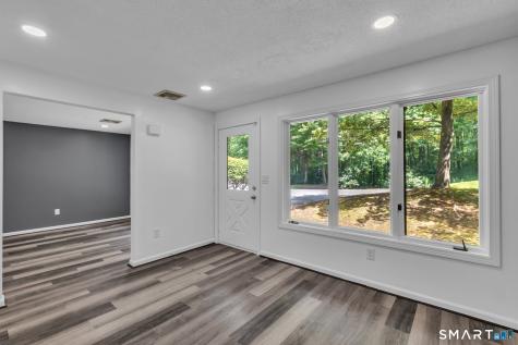 15 Cardinal Drive Farmington CT 06032