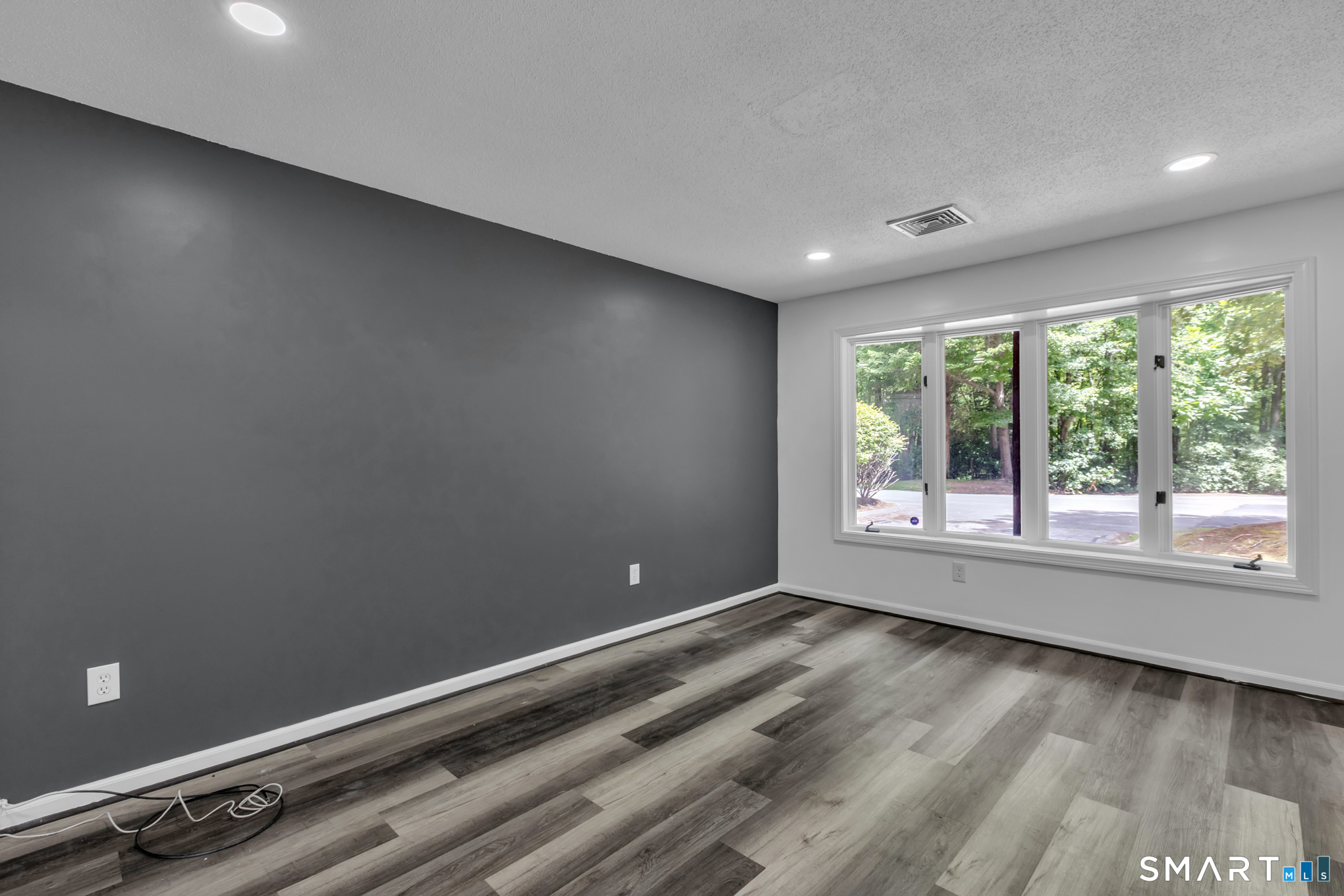 15 Cardinal Drive Farmington CT 06032