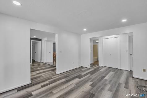 15 Cardinal Drive Farmington CT 06032