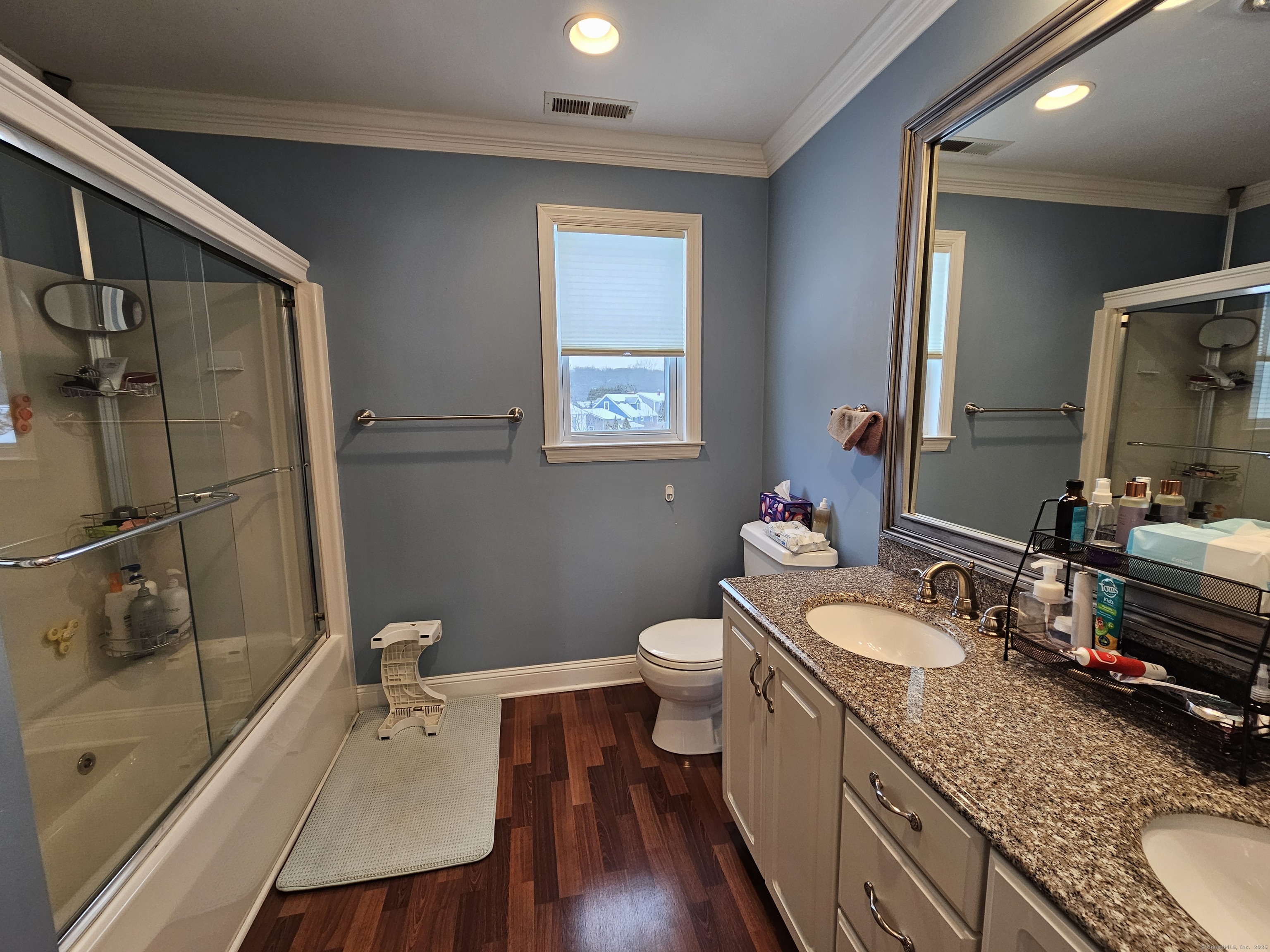 5 Lacey Lane Norwalk CT 06854