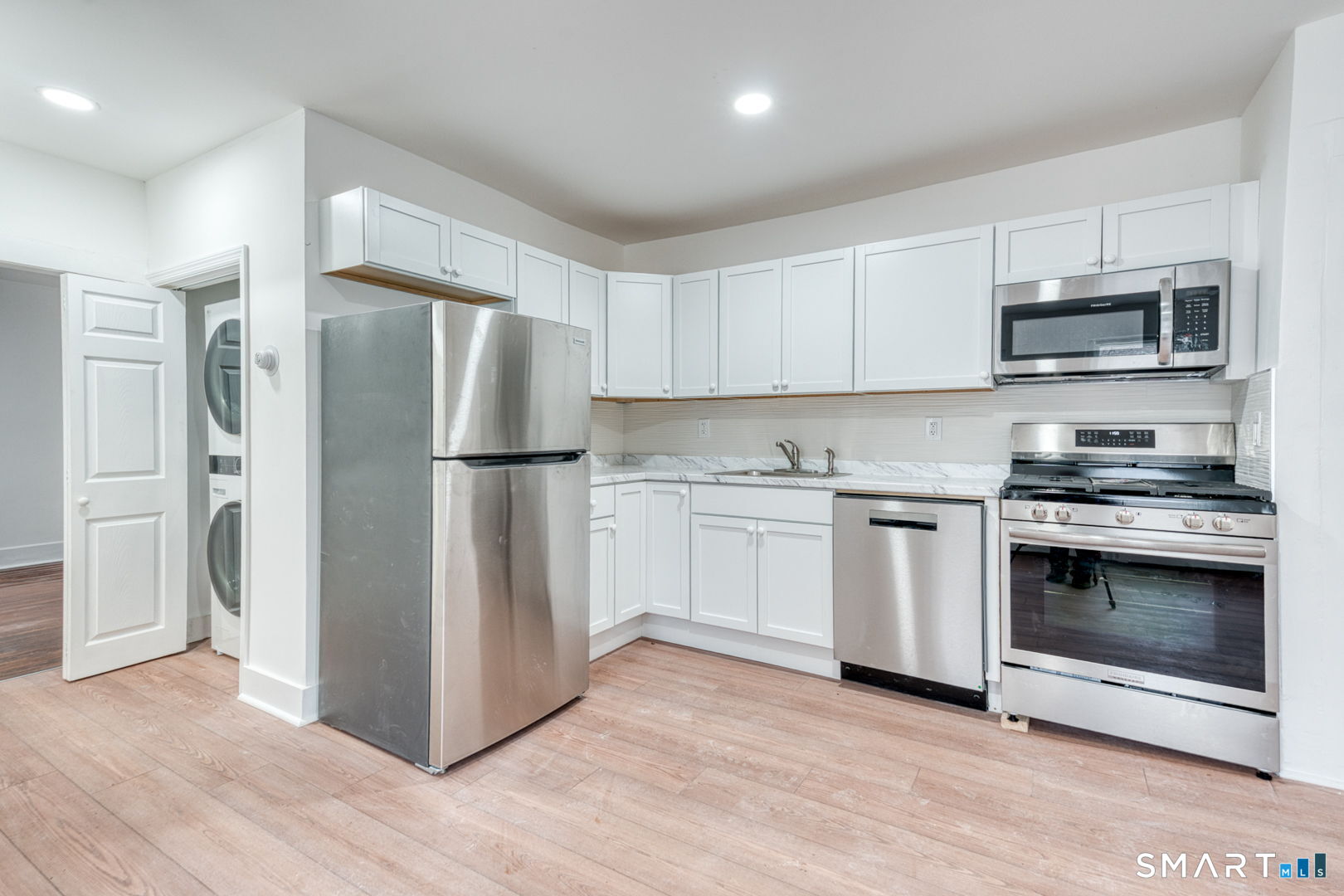 152 Oak Street New Britain CT 06051
