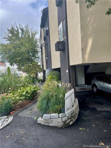 235 Cove Road Stamford CT 06902