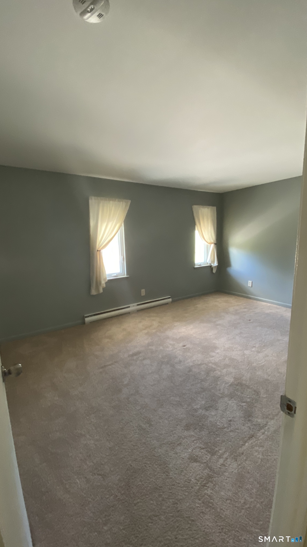 1646 Farmington Avenue Farmington CT 06085