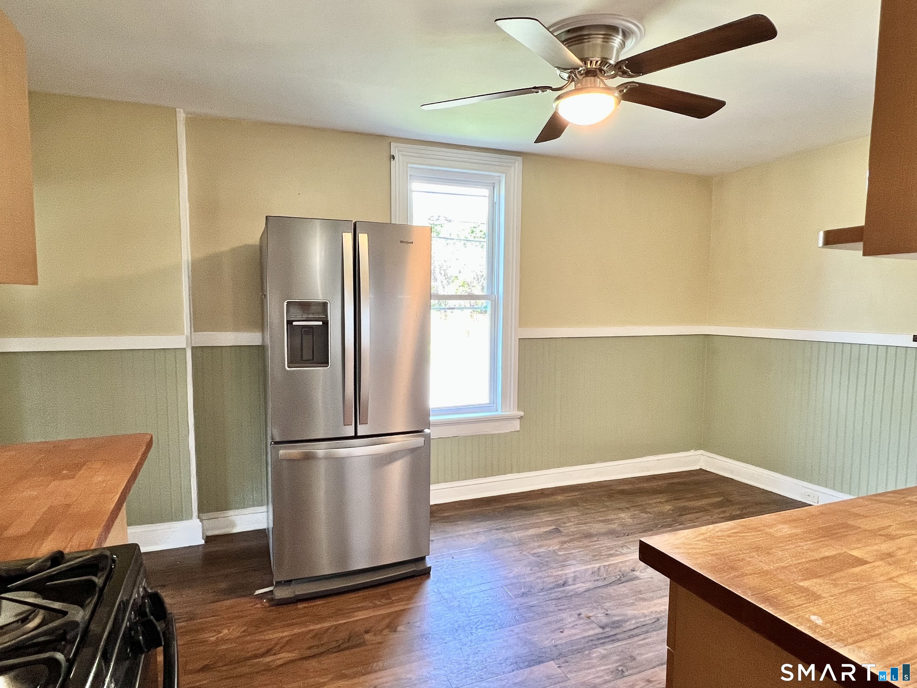 1596 Main Street Stratford CT 06615