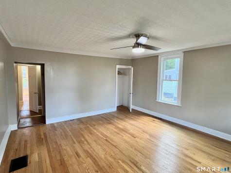 1596 Main Street Stratford CT 06615