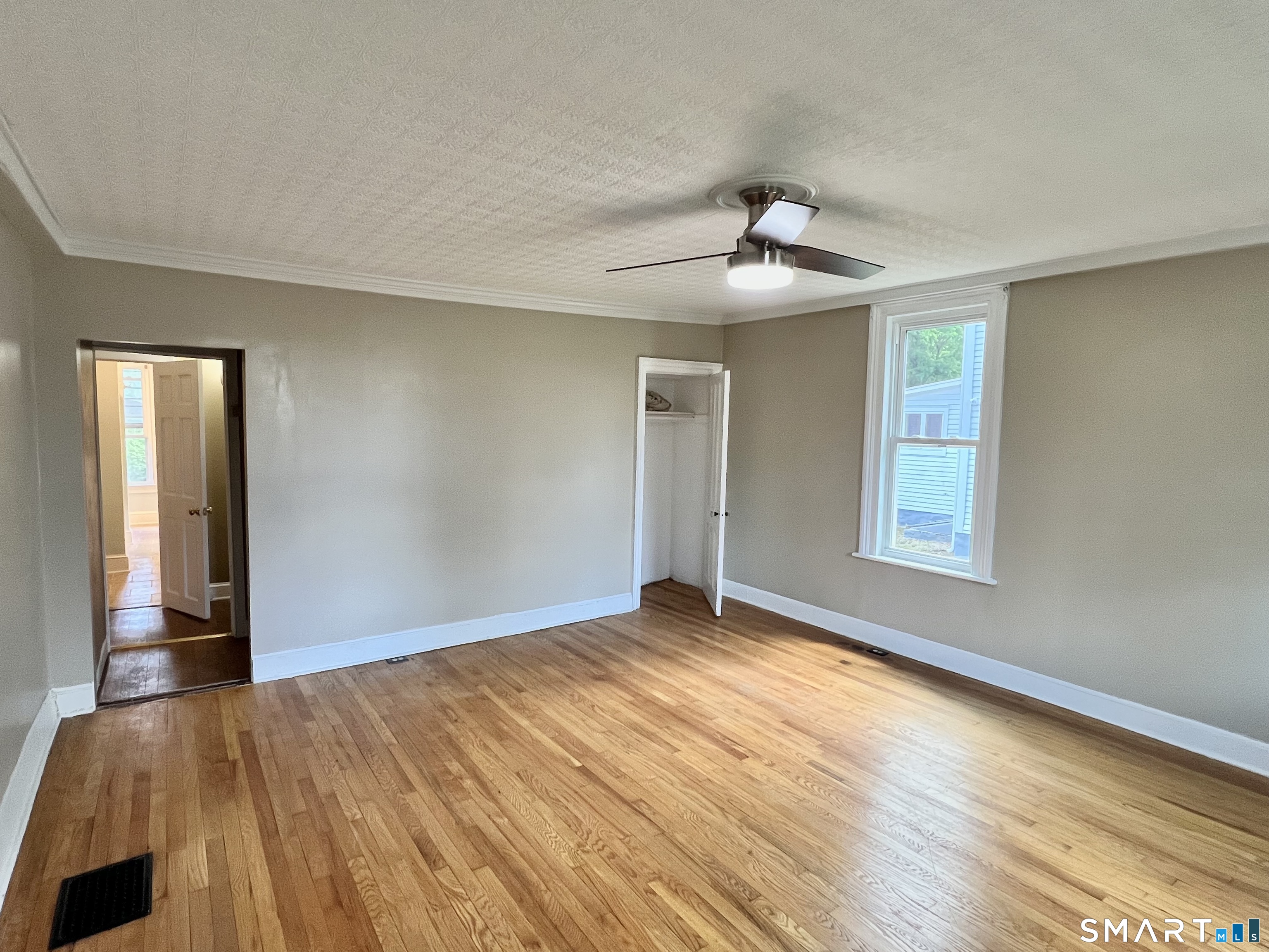 1596 Main Street Stratford CT 06615
