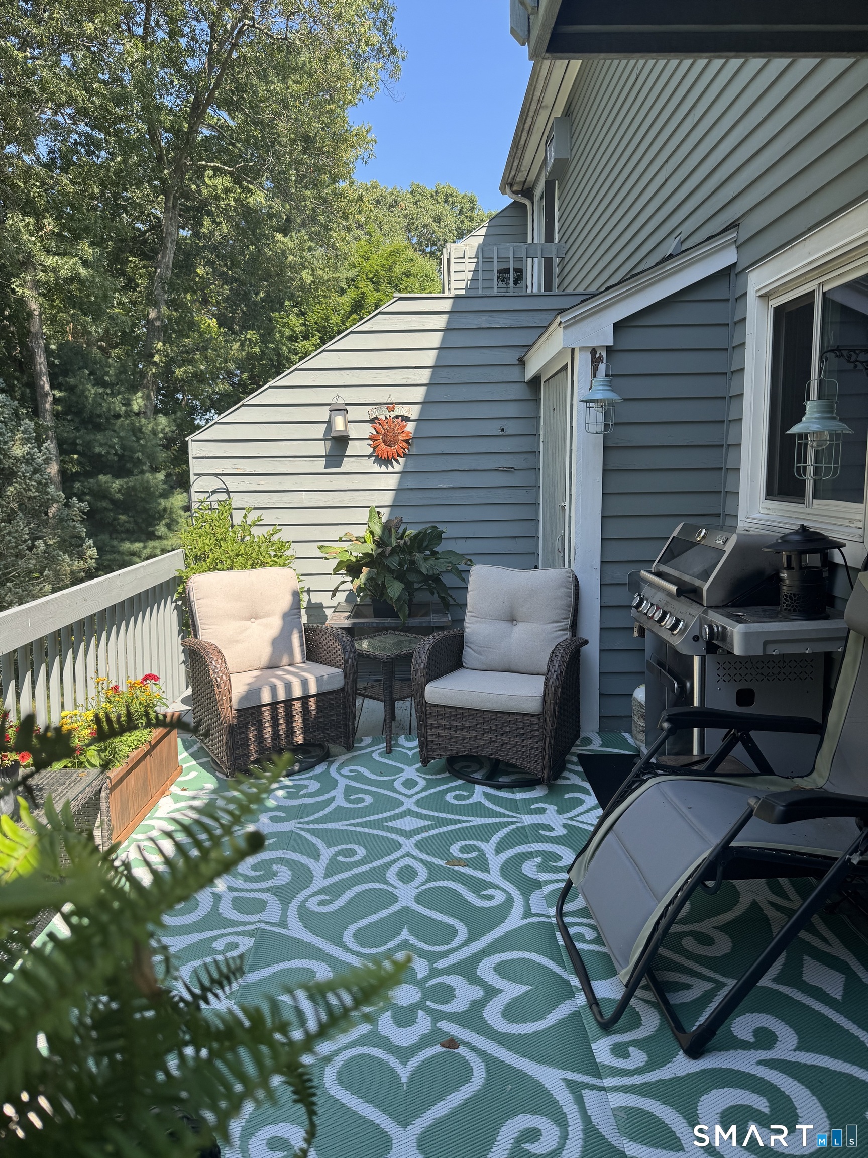 611 Ocean Avenue New London CT 06320