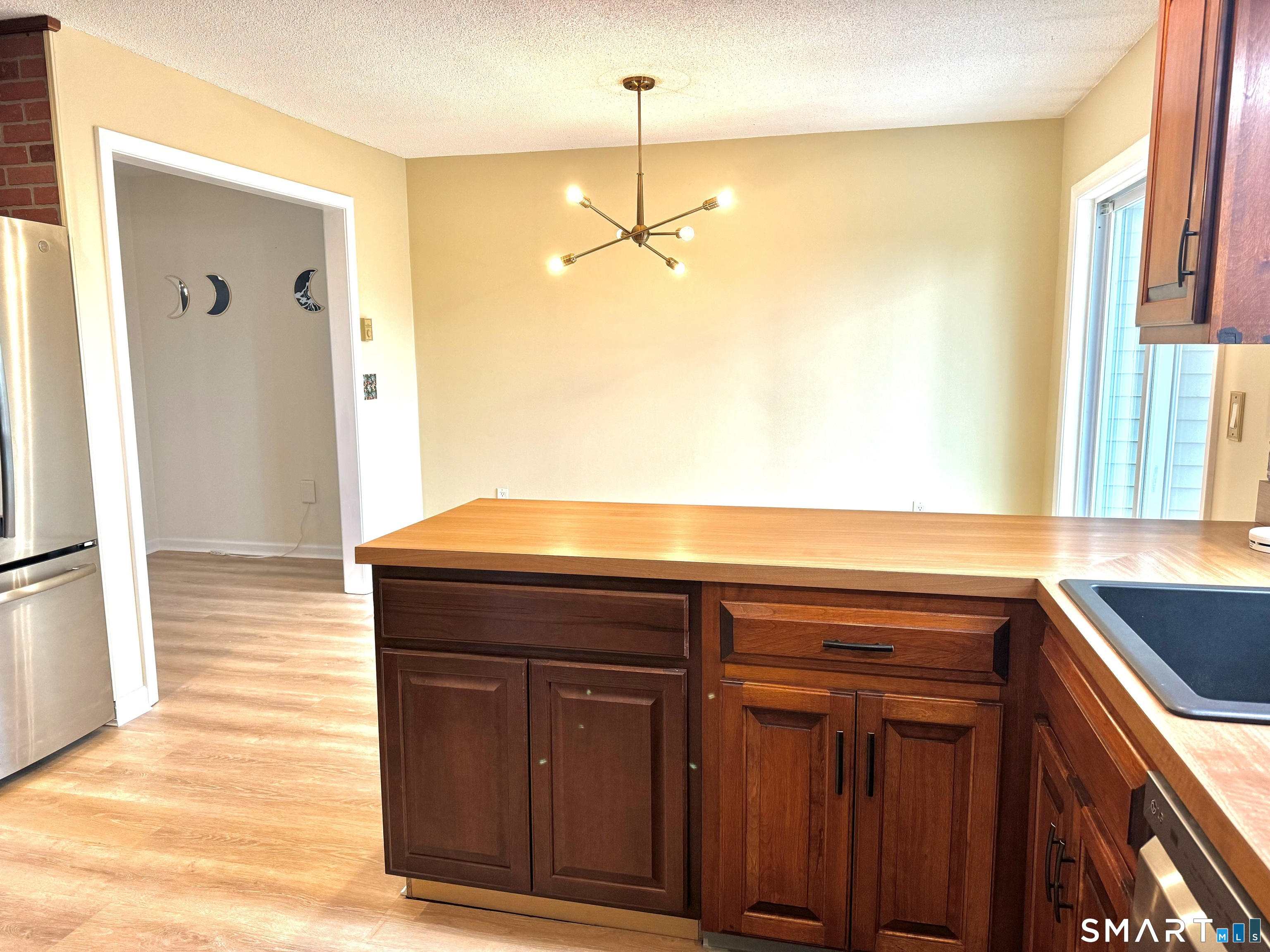 611 Ocean Avenue New London CT 06320