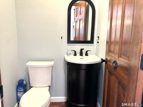 611 Ocean Avenue New London CT 06320