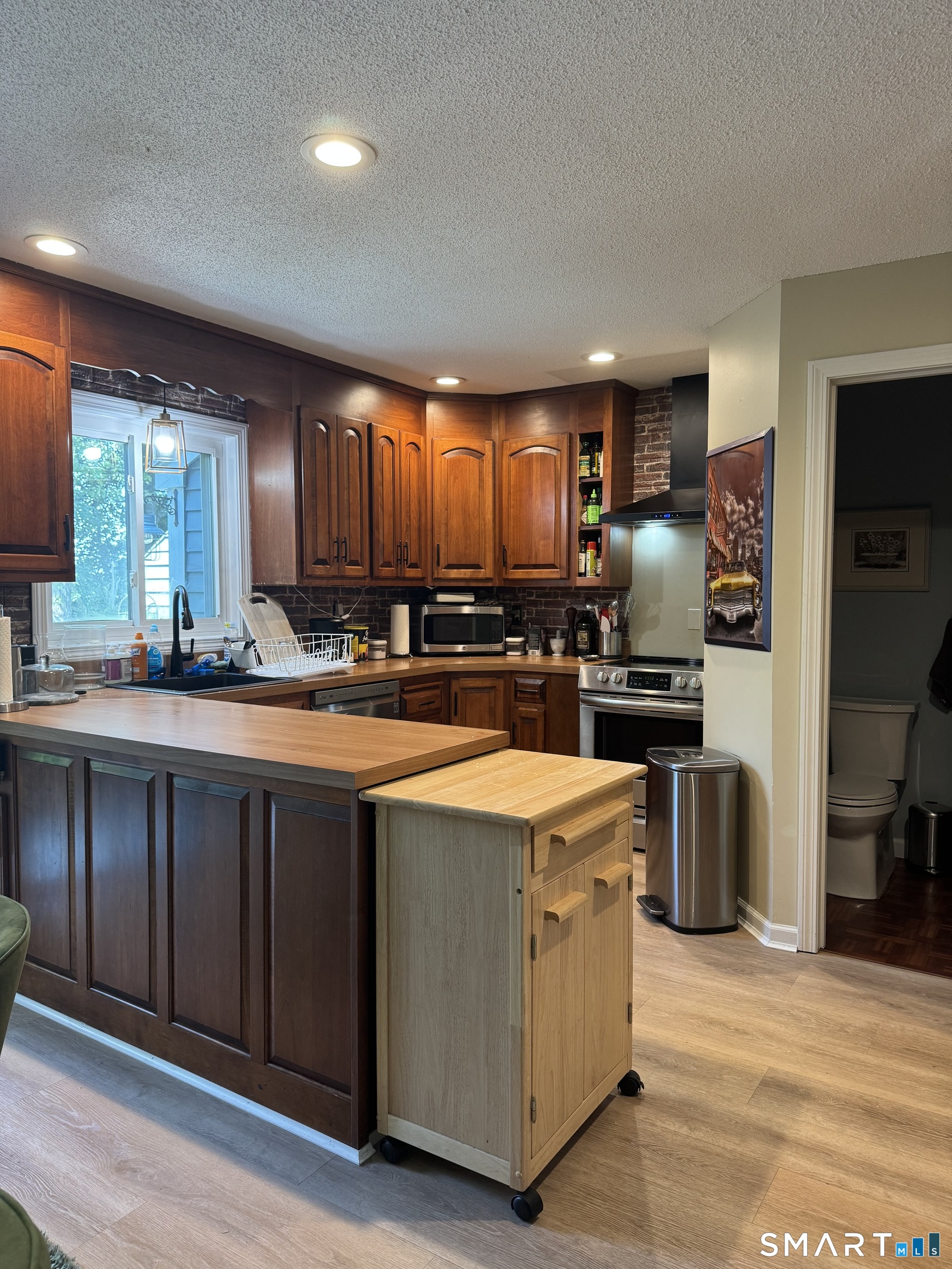 611 Ocean Avenue New London CT 06320