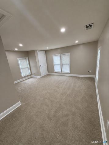 1440 North Main Street Waterbury CT 06704