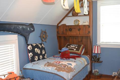 110 Columbus Avenue East Lyme CT 06357