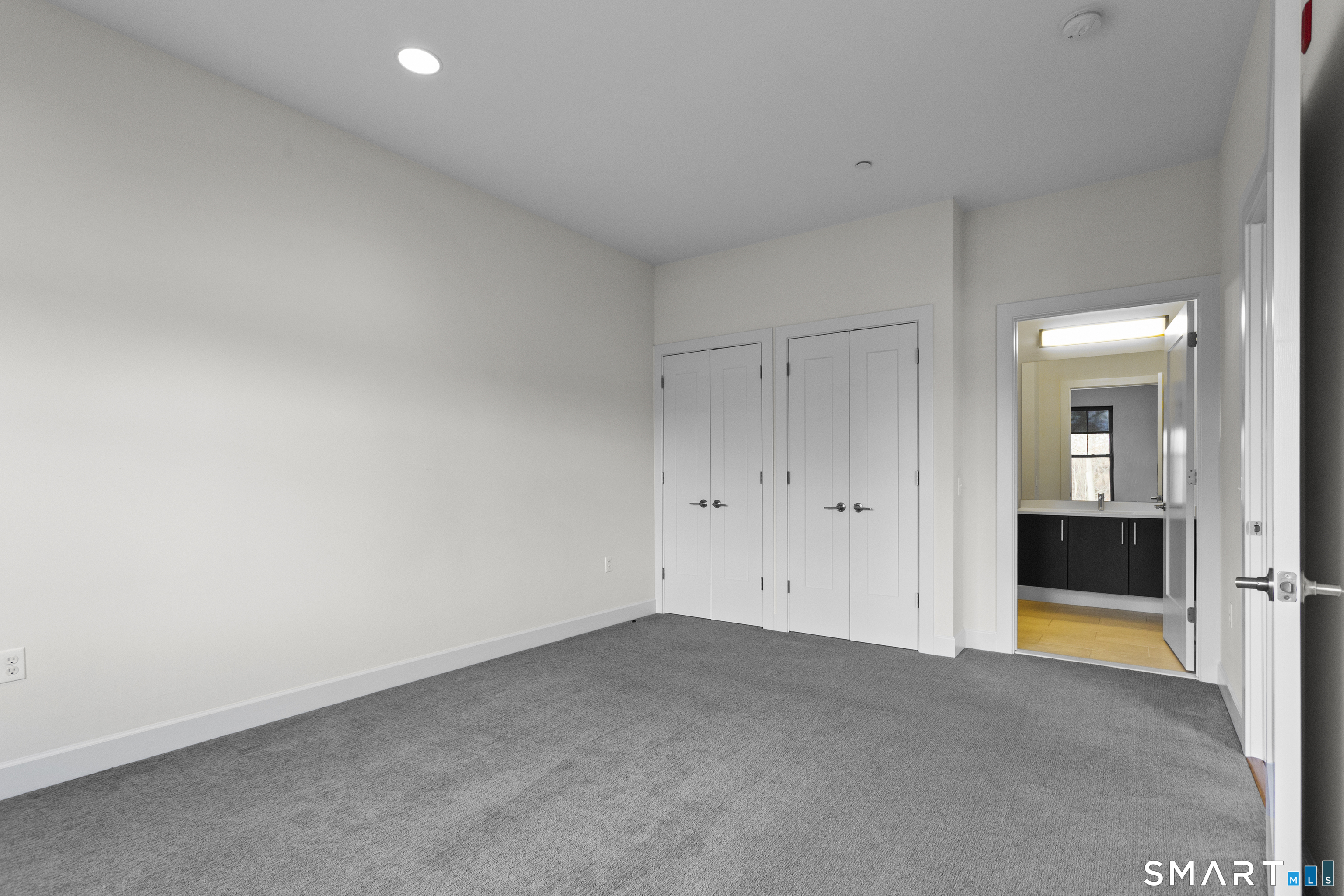 24 North Main Street West Hartford CT 06107