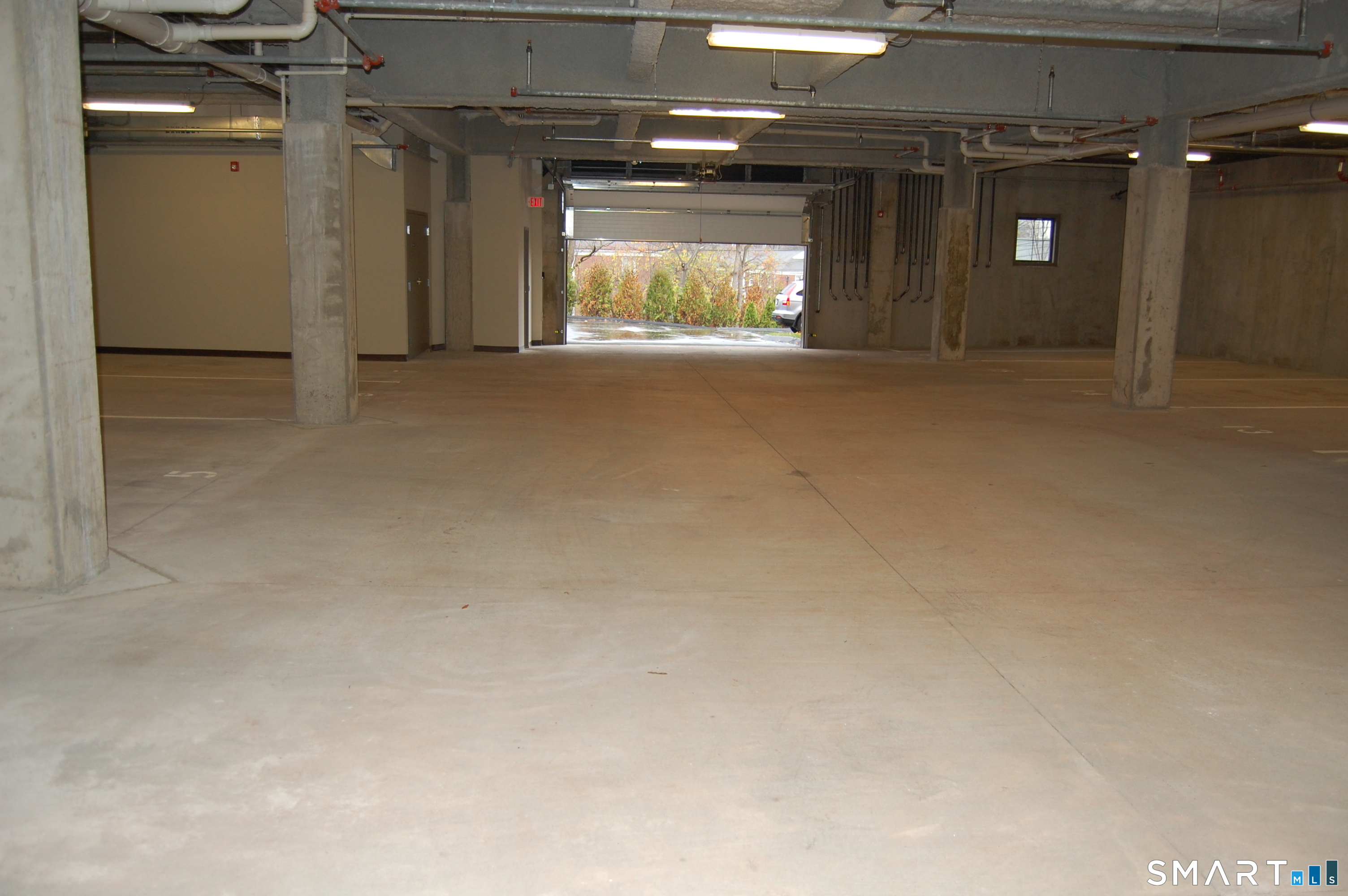 24 North Main Street West Hartford CT 06107