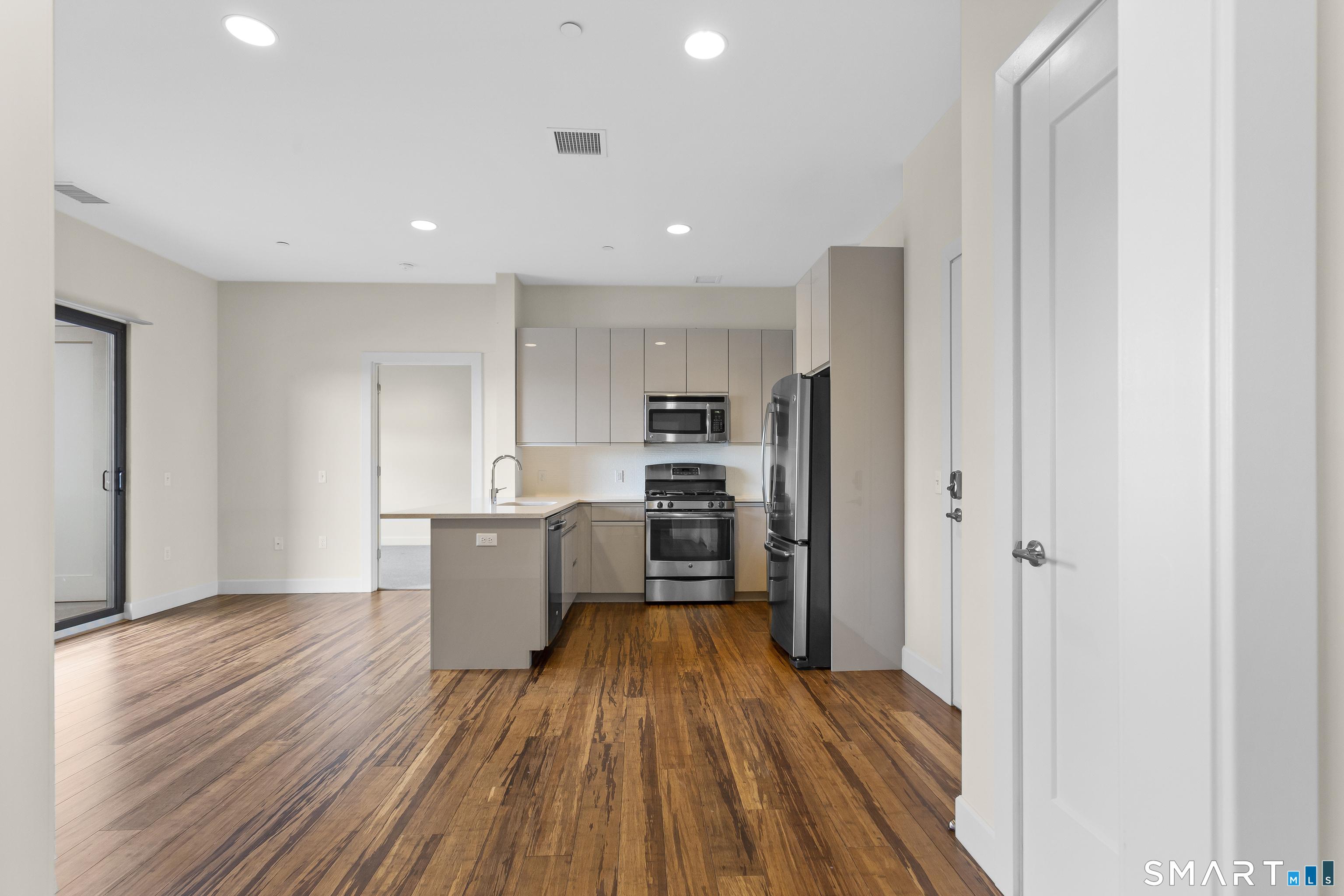 24 North Main Street West Hartford CT 06107