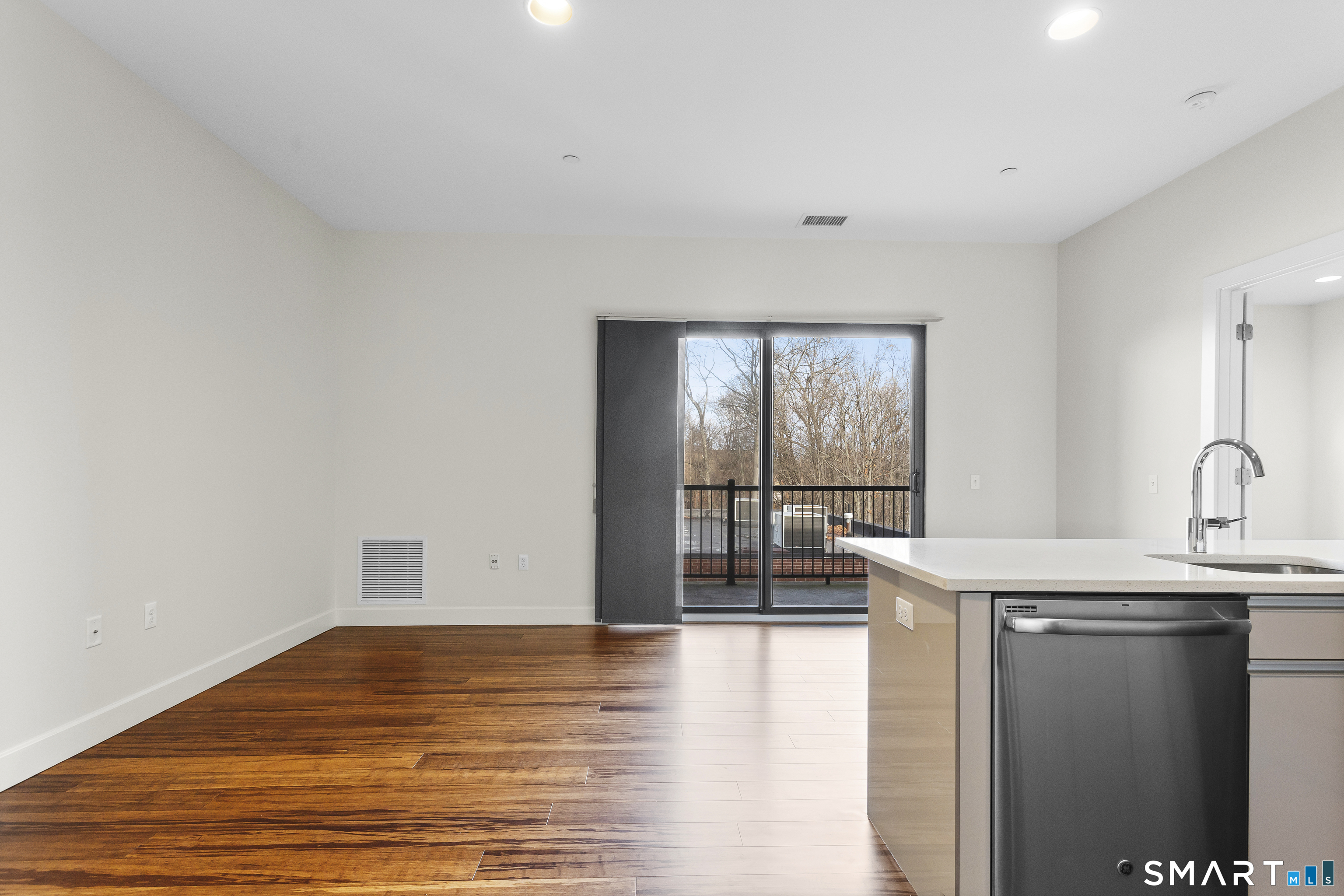 24 North Main Street West Hartford CT 06107