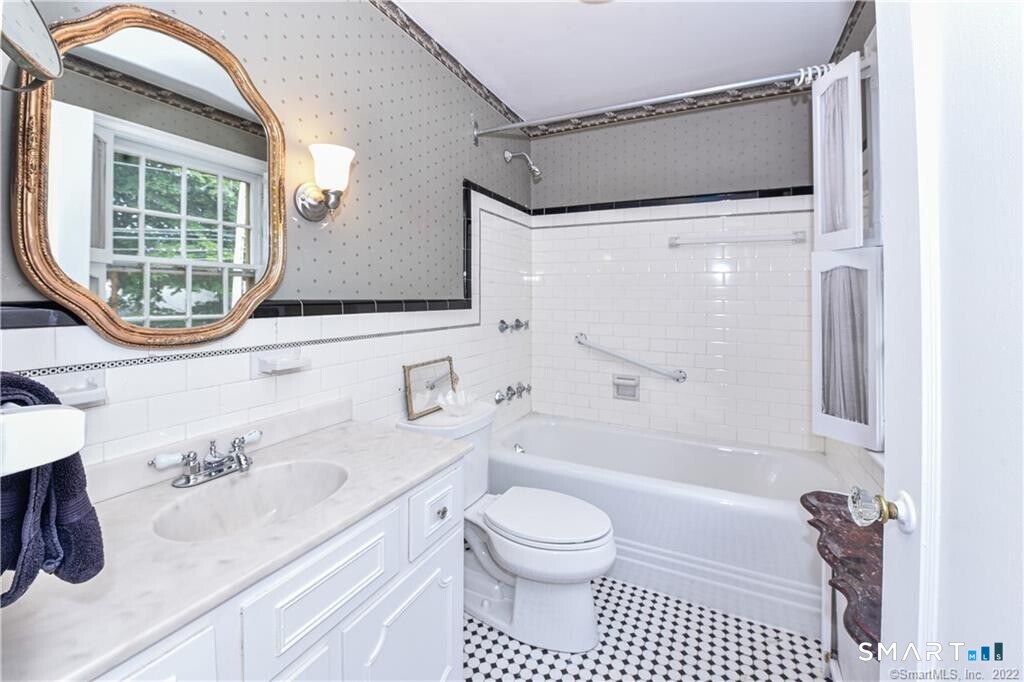 61 Villa Avenue Fairfield CT 06825