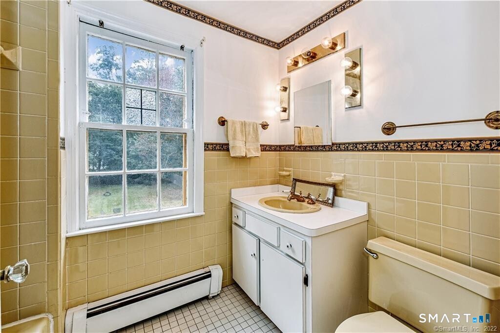 61 Villa Avenue Fairfield CT 06825