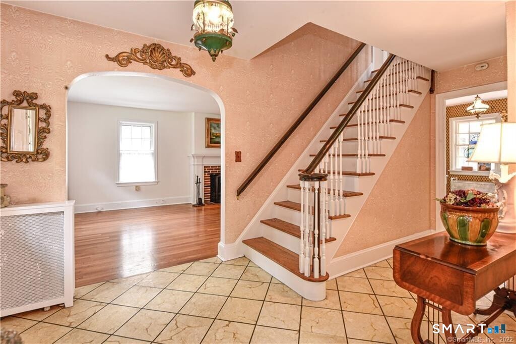 61 Villa Avenue Fairfield CT 06825