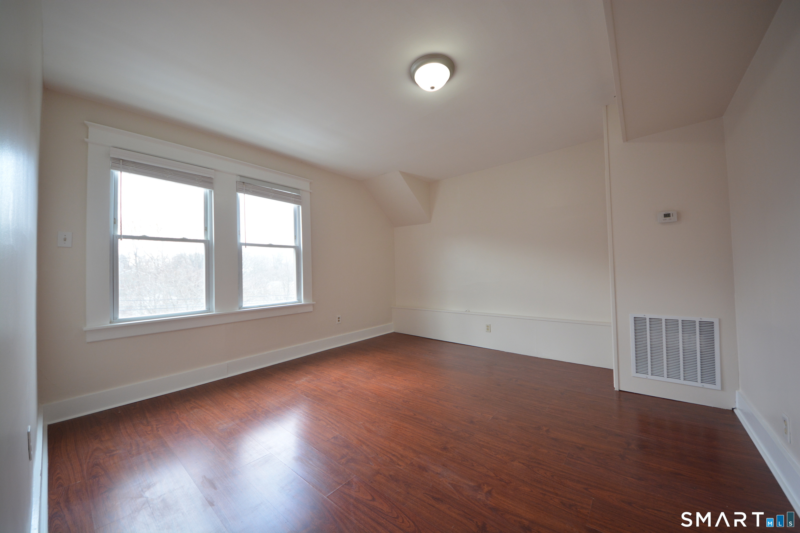 81 Myrtle Avenue Ansonia CT 06401