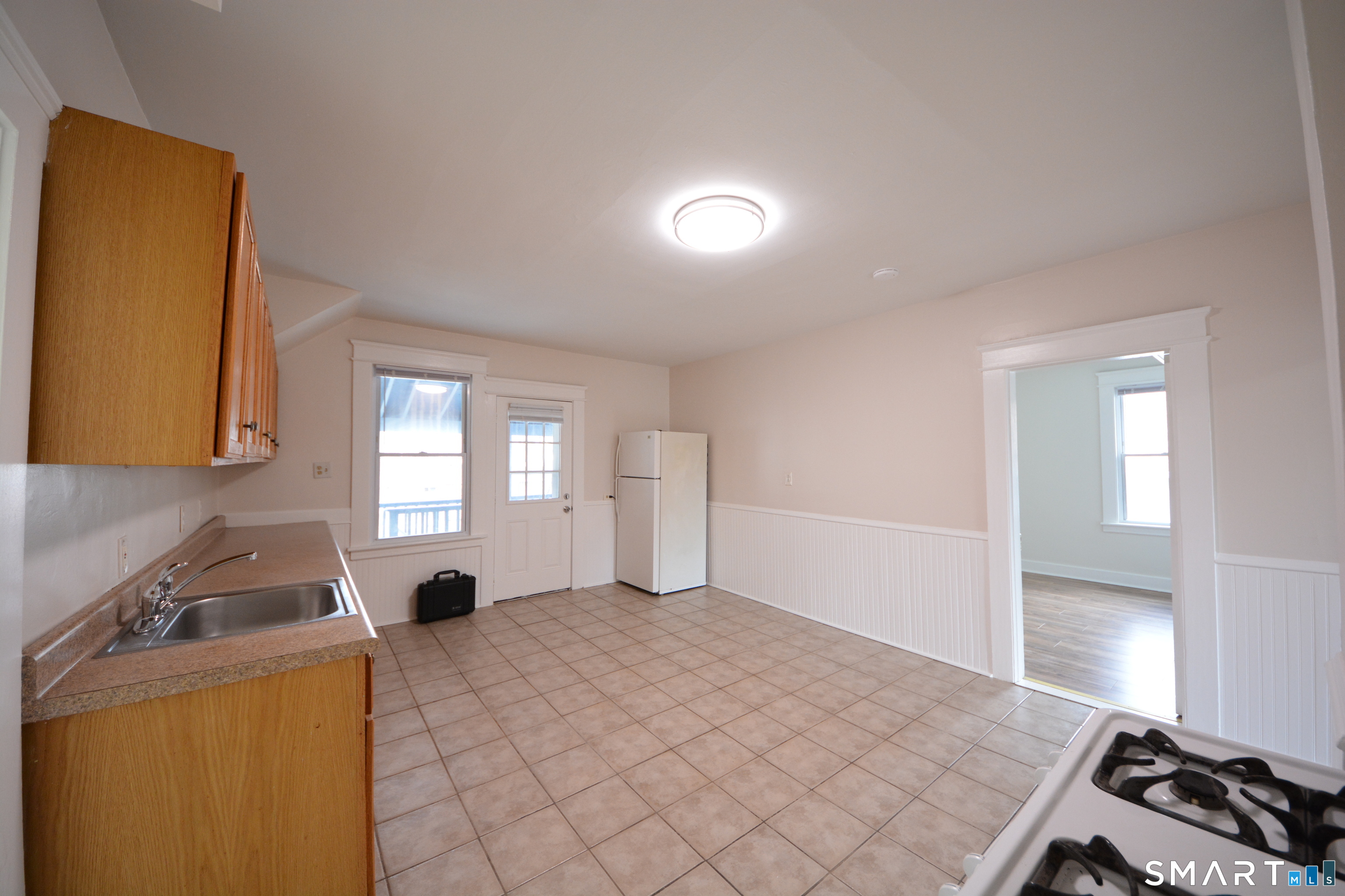 81 Myrtle Avenue Ansonia CT 06401