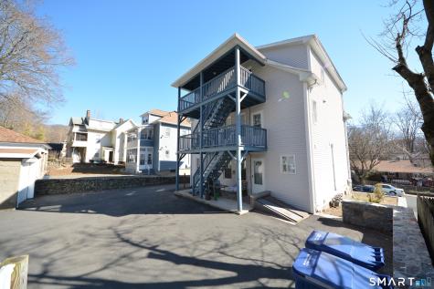 81 Myrtle Avenue Ansonia CT 06401