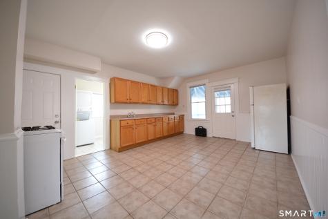 81 Myrtle Avenue Ansonia CT 06401