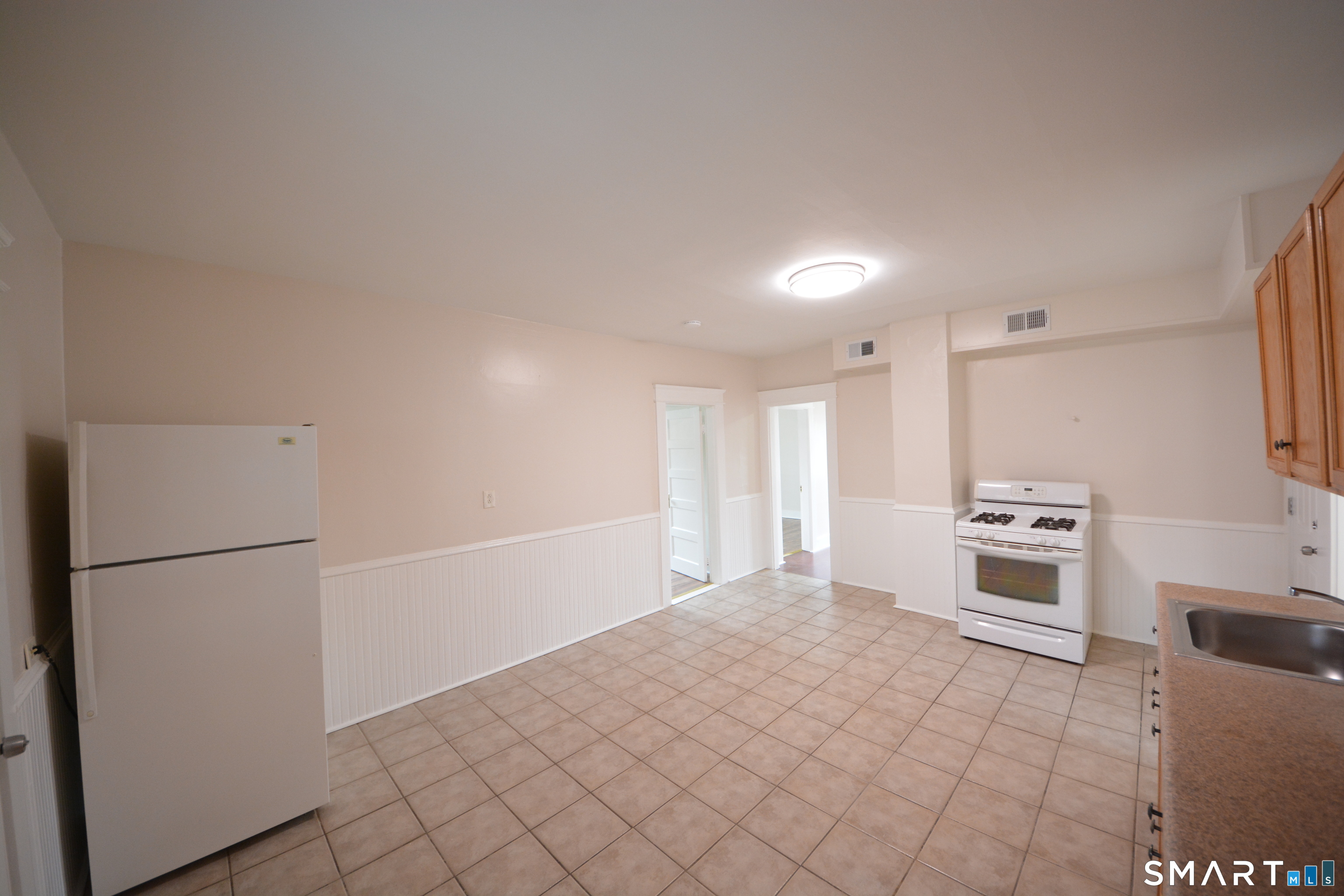 81 Myrtle Avenue Ansonia CT 06401