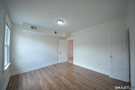 81 Myrtle Avenue Ansonia CT 06401