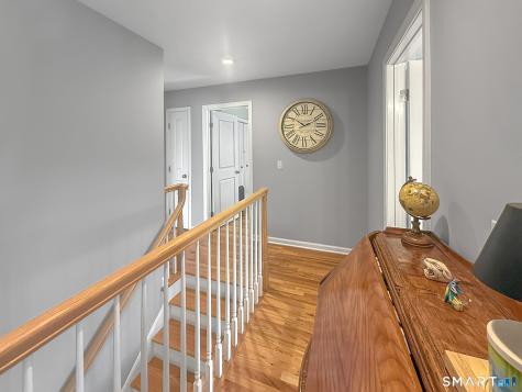 22 Rowland Farm Road Oxford CT 06478